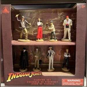 Disney Parks Indiana Jones Raiders Ark 8 pc Figure Figurine Play Set NEW